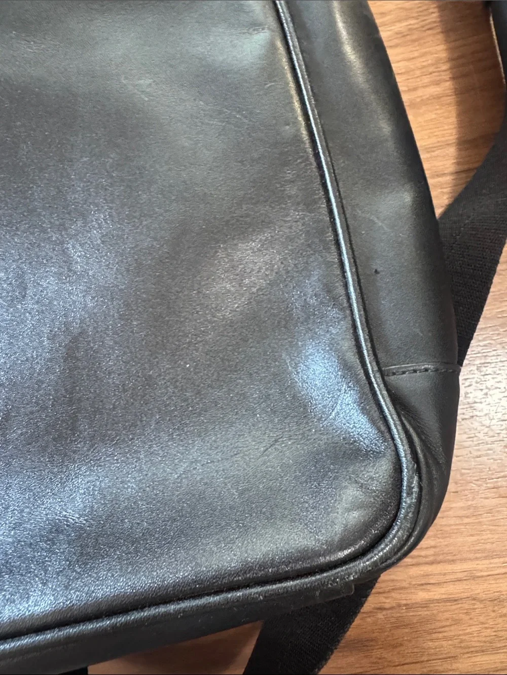 Vintage coach messenger bag
